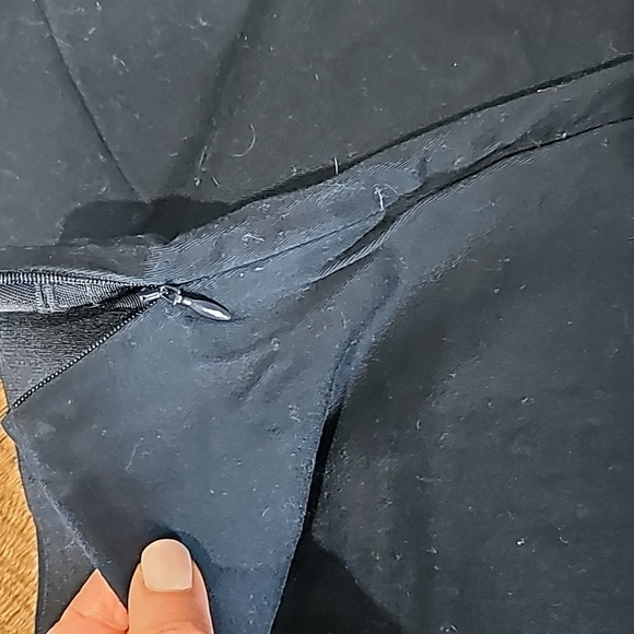 Old Navy Women's 10 Tall Wow Pants - Picture 4 of 11